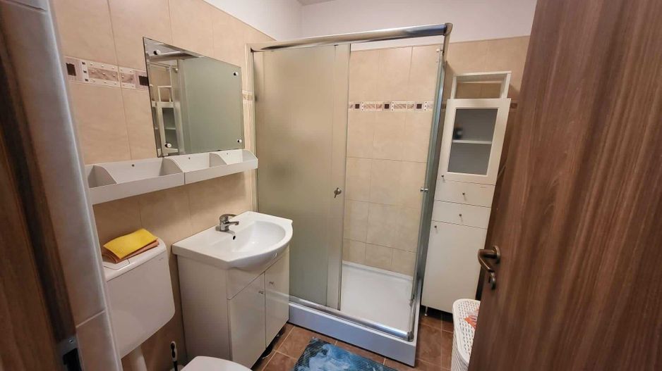 Vanzare apartament 2 camere - Poză 2