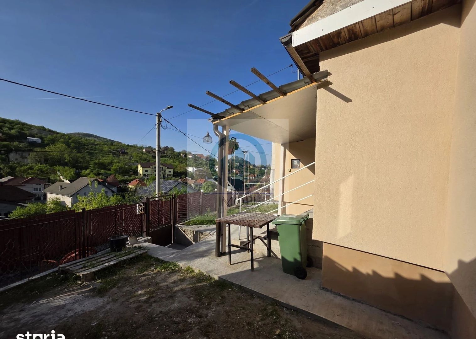 Casa renovata priveliște superba catre Cetatea Devei – Str. Calugareni - Poză 4