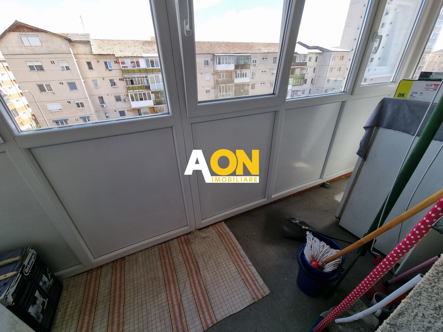 De vanzare apartament 2 camere, Cetate - Poză 8