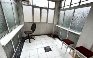 Apartament cu 3 Camere, Etaj Intermediar, Zona Cetate - Poză 9