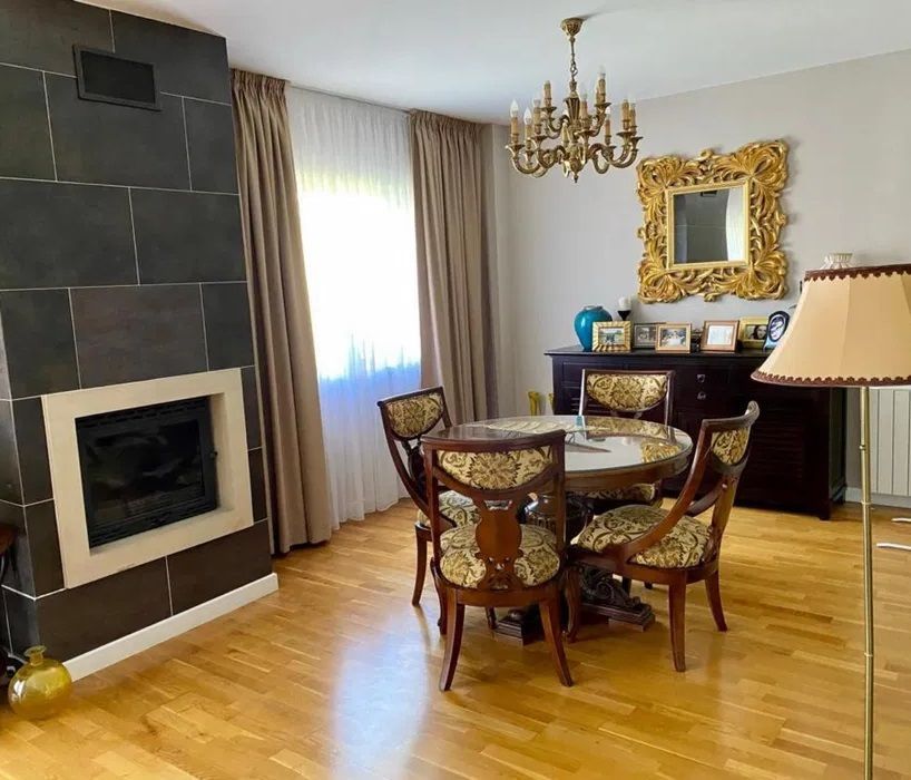 Inchiriere apartament 3 camere cu acces la piscina Ibiza Sol - Poză 3