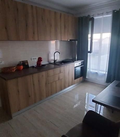 1 camera parter loc de parcare BLOC NOU-Benzinaria ESSO - Poză 11