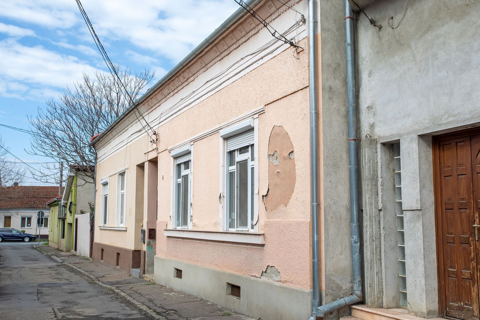 Vilă, singur în curte, central, Oradea 128 mp. 800  E/lună. Comision 0 - Poză 22