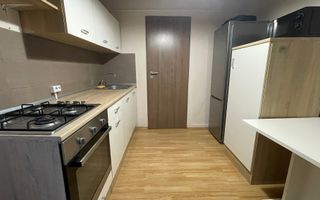 Apartament 2 camere,etajul 1,doua balcoane -zona Bucovina - Poză 1