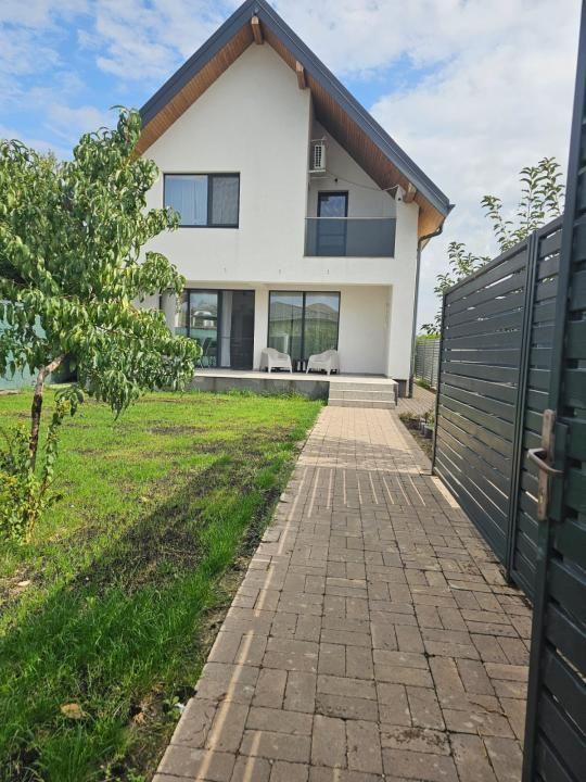 Casă cu 5 camere de închiriat Corbeanca - Poză 1