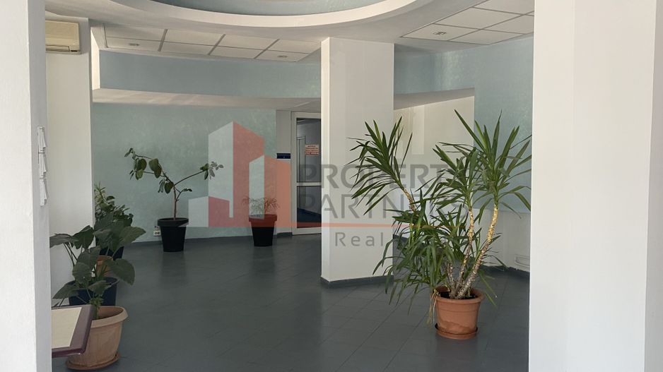 Spatiu de birou Expozitiei - Ramada - Poză 1