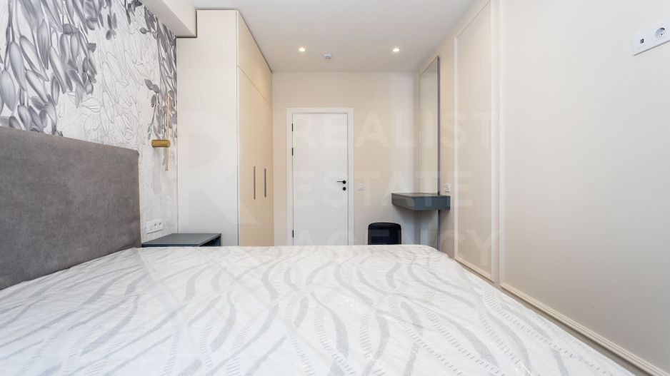 Chirie, apartament, 2 cameră, strada Calea Ieşilor, Sculeni - Poză 3