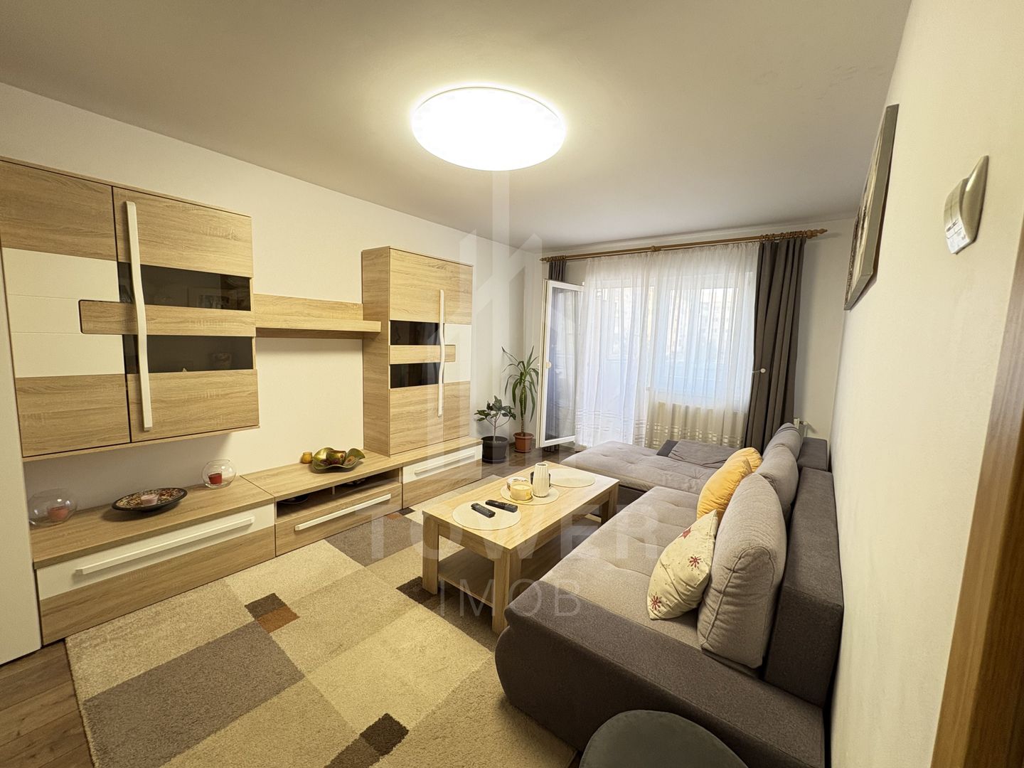 Apartament spațios 4 camere – mobilat și utilat – Vasile Aron, str. Negoveanu - Poză 4