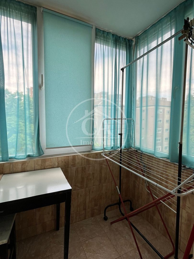 Apartament cu 2 camere de vânzare in zona Decebal, Oradea - Poză 9