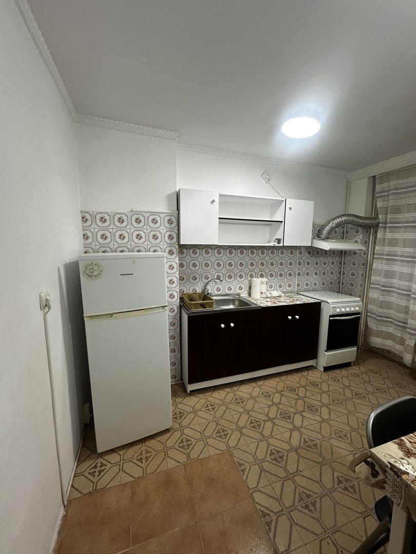 Apartament 3 camere Titan, vis-a-vis metrou, parcare, 2 băi - Poză 11