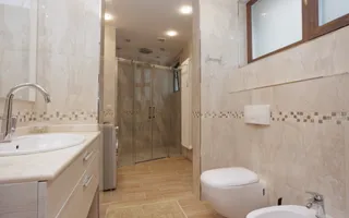Chirie, Casa, 6 camere, Râscani - Poză 18