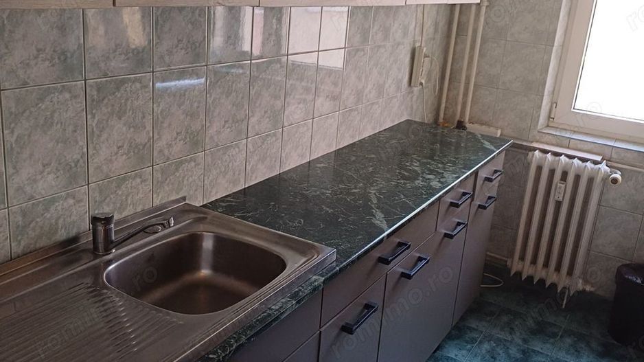 Apartament 3 camere, 1 Decembrie 1918, etaj 3, decomandat, mobilat complet - Poză 3