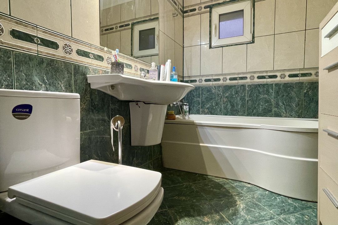Apartament 3 camere, 2 bai, decomandat, Metrou Obor - Poză 12