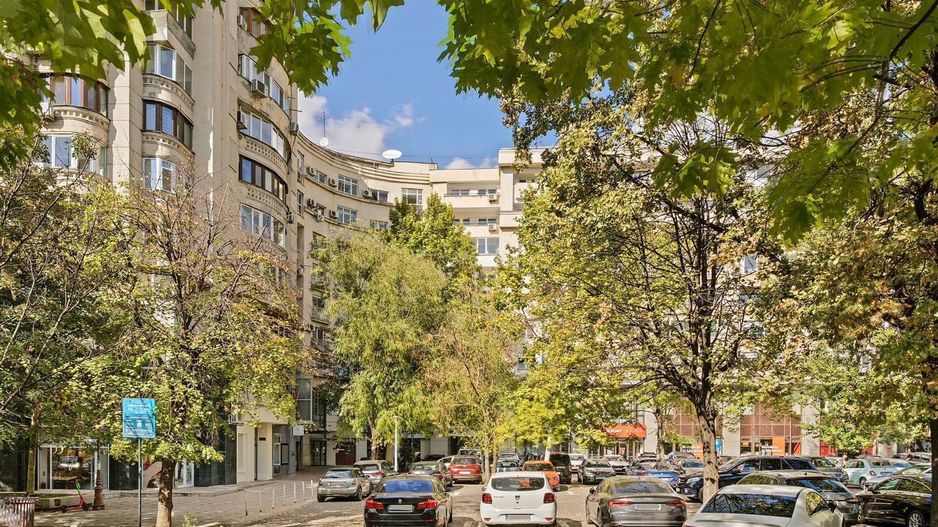 Vanzare Apartament 4 Camere Bulevardul Unirii - Poză 9