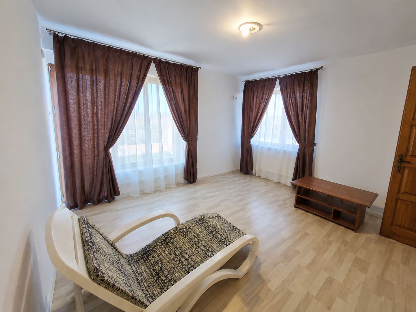 Vilă de vanzare | Teren mare 749 mp | Locuinta & Afacere Dragomiresti - Poză 9