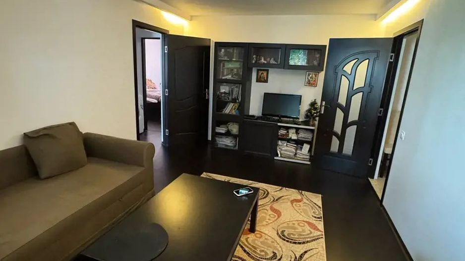 Apartament 3 camere zona Auchan Titan - Poză 2