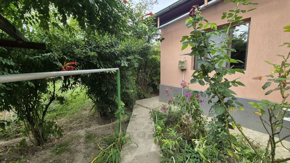 Vila 4 camere + teren 818 mp central Provita de Sus (lângă școală) - Poză 40