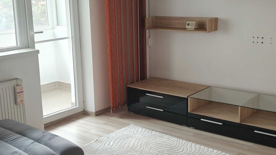 Complex-Studentesc | 3 camere | Decomandat | Centrala Proprie - Poză 2
