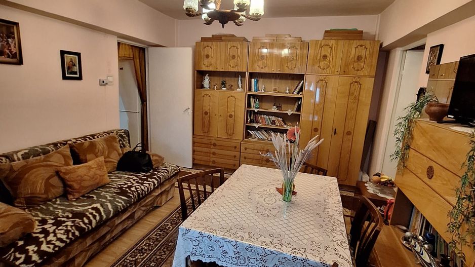 Apartament de vânzare cu 2 camere in Sebeș - Poză 1
