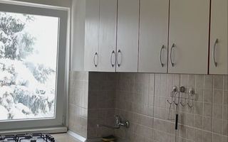 Vânzare apartament 3 camere – Brașov, Florilor - Poză 1