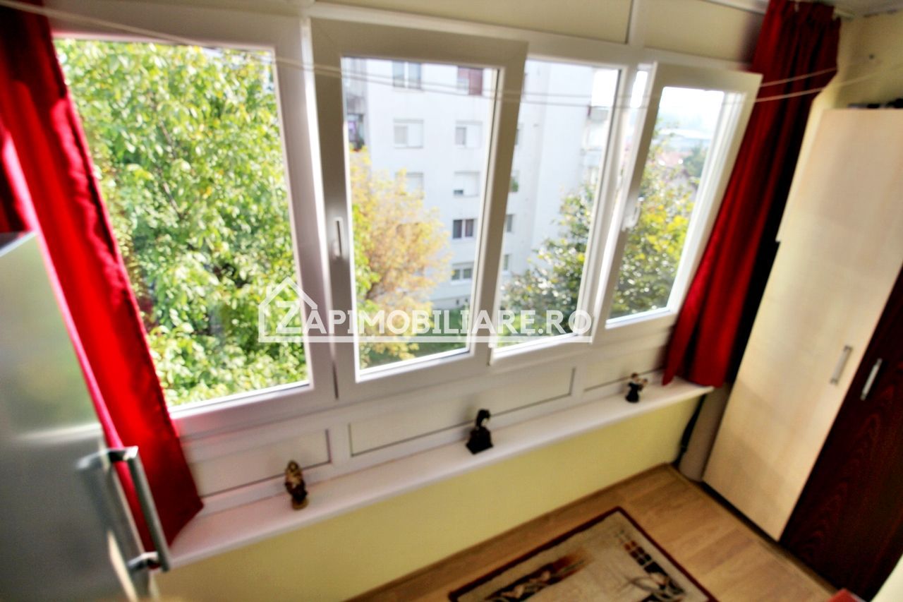 Apartament 3 camere,2 bai,74 mp utili,et 3 - Poză 8