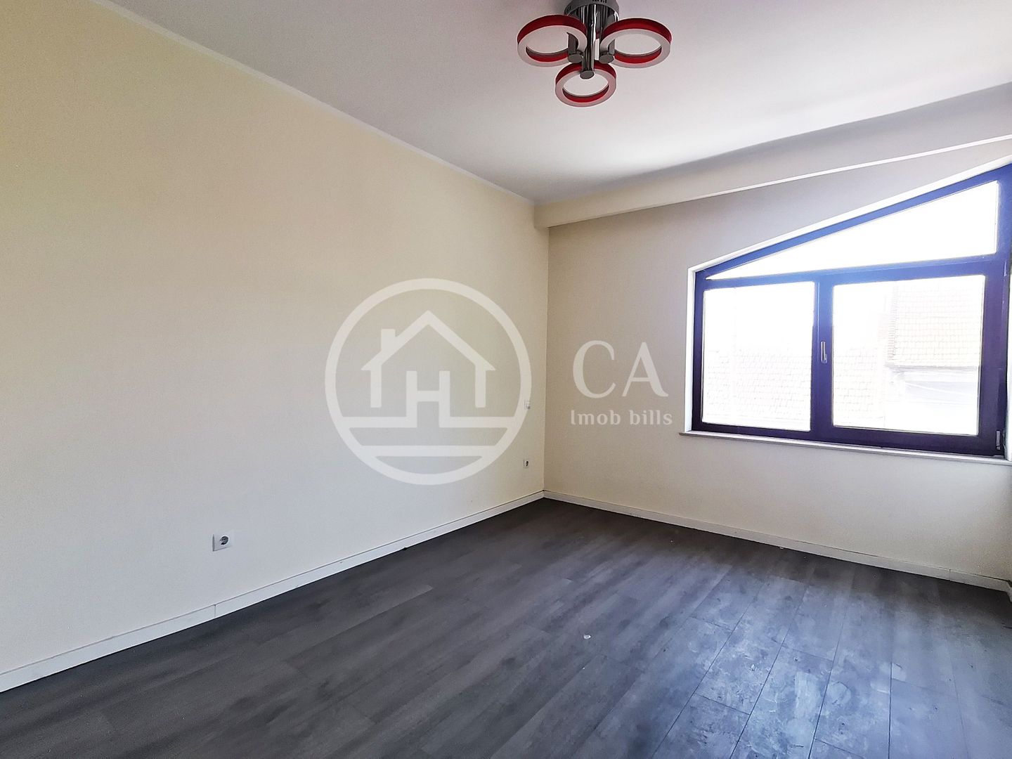 Casa de închiriat cu 7 camere în zona Dimitrie Cantemir, Oradea - Poză 4