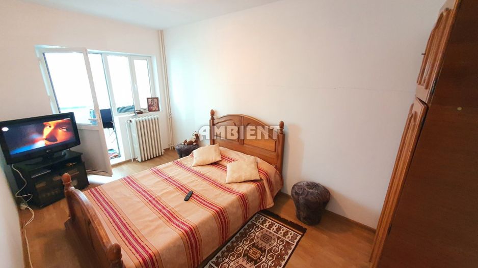 Apartament 2/3 camere, etaj 3, zona CENTRU; - Poză 6