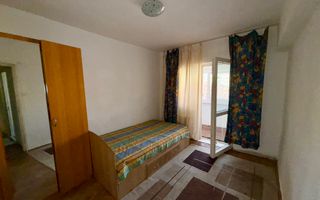 De vanzare apartament 3 camere, etaj 1, Cetate - Poză 3