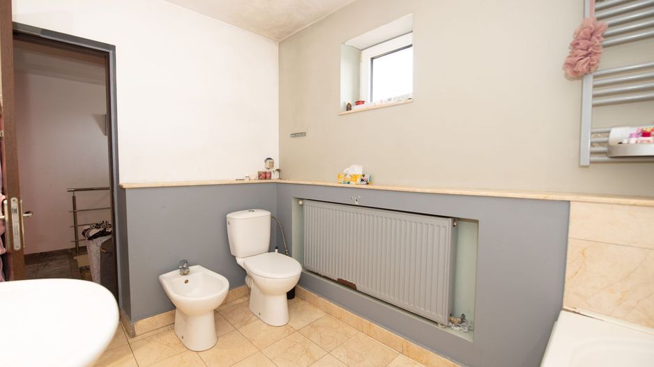 Casa de vanzare 9 camere potential investitie Cornetu teren 1200mp - Poză 21