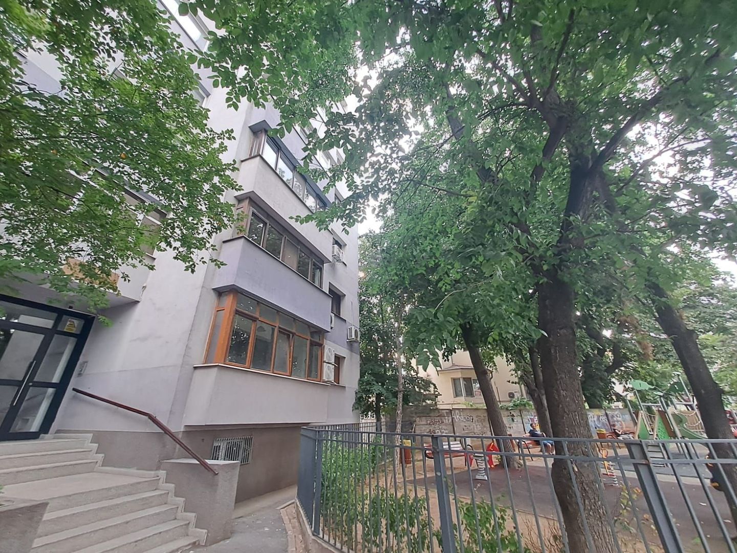 Apartament 3 camere Metrou 1 Mai - Poză 27