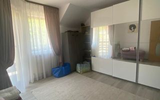 Casa , P+1+teren, 500 mp,situata in Curtesti ,pret 155000 Euro,mobilata si uitilata - Poză 3