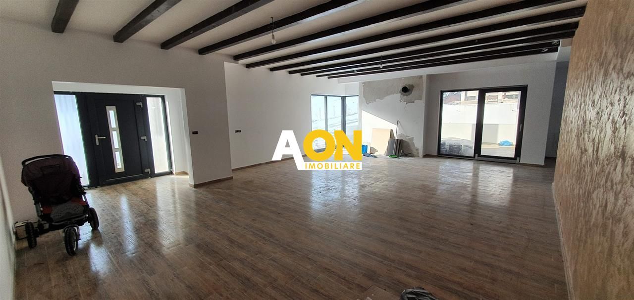 Casa 4 camere + demsiol 688 mp teren toate utilitatile langa padure - Poză 3