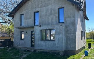 Casă de vânzare în comuna Țuțora, județul Iași – 180 mp, teren 1200 mp - Poză 2