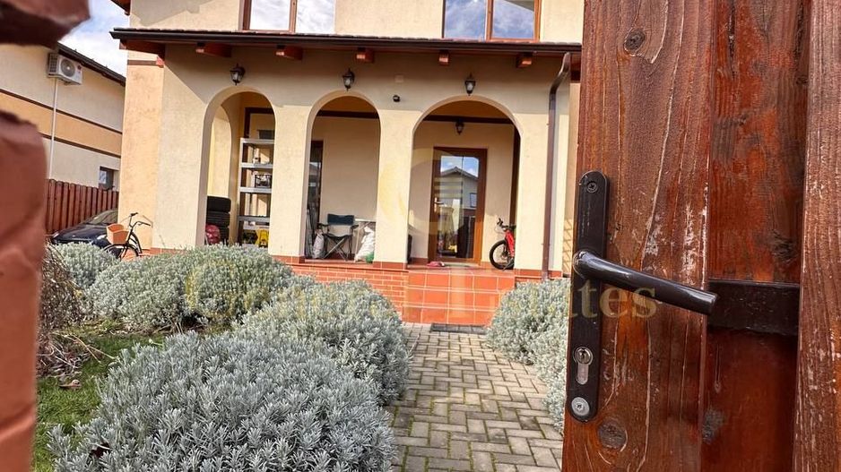 Casă modernă de vânzare în Cristian, Brașov - Poză 4