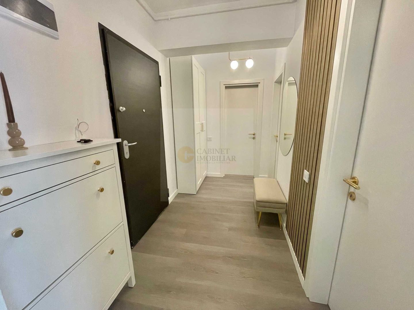 2 camere decomandat | Mobilat și utilat lux | Vedere panoramica - Poză 7