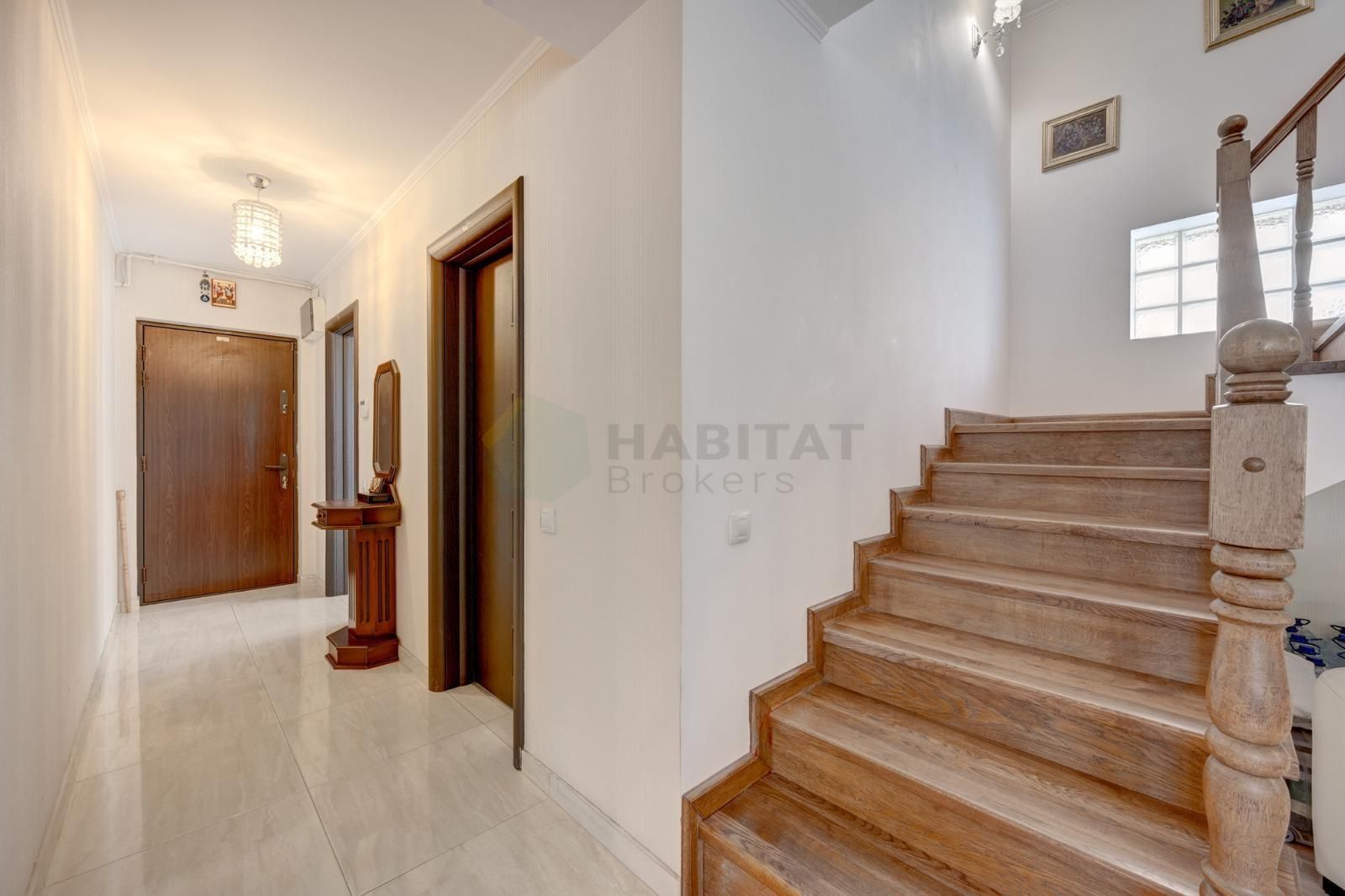 Casă modernă și spațioasă de vânzare în Bragadiru – ideală pentru familie - Poză 7