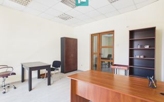 Spațiu central birou/locuință – Str. Primăriei - Poză 2
