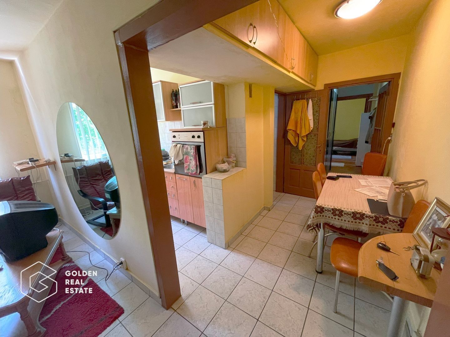 Apartament cu 3 camere, decomandat, etaj intermediar, zona Dacia - Poză 1