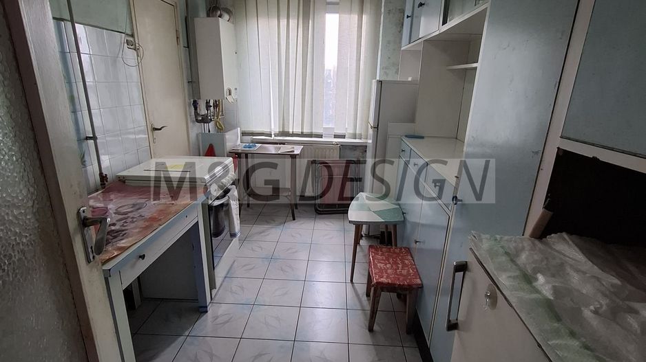 Central, 4 camere, 2 bai, 2baloane, centrala proprie - Poză 4