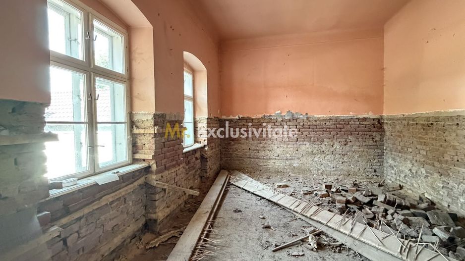 Casă de renovat cu teren 557 mp, central Str. Gh. Barițiu - Carei - Poză 11