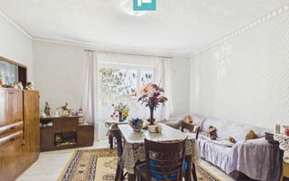 Casă cu 3 camere și 1047 mp în Peregu Mic - Poză 15