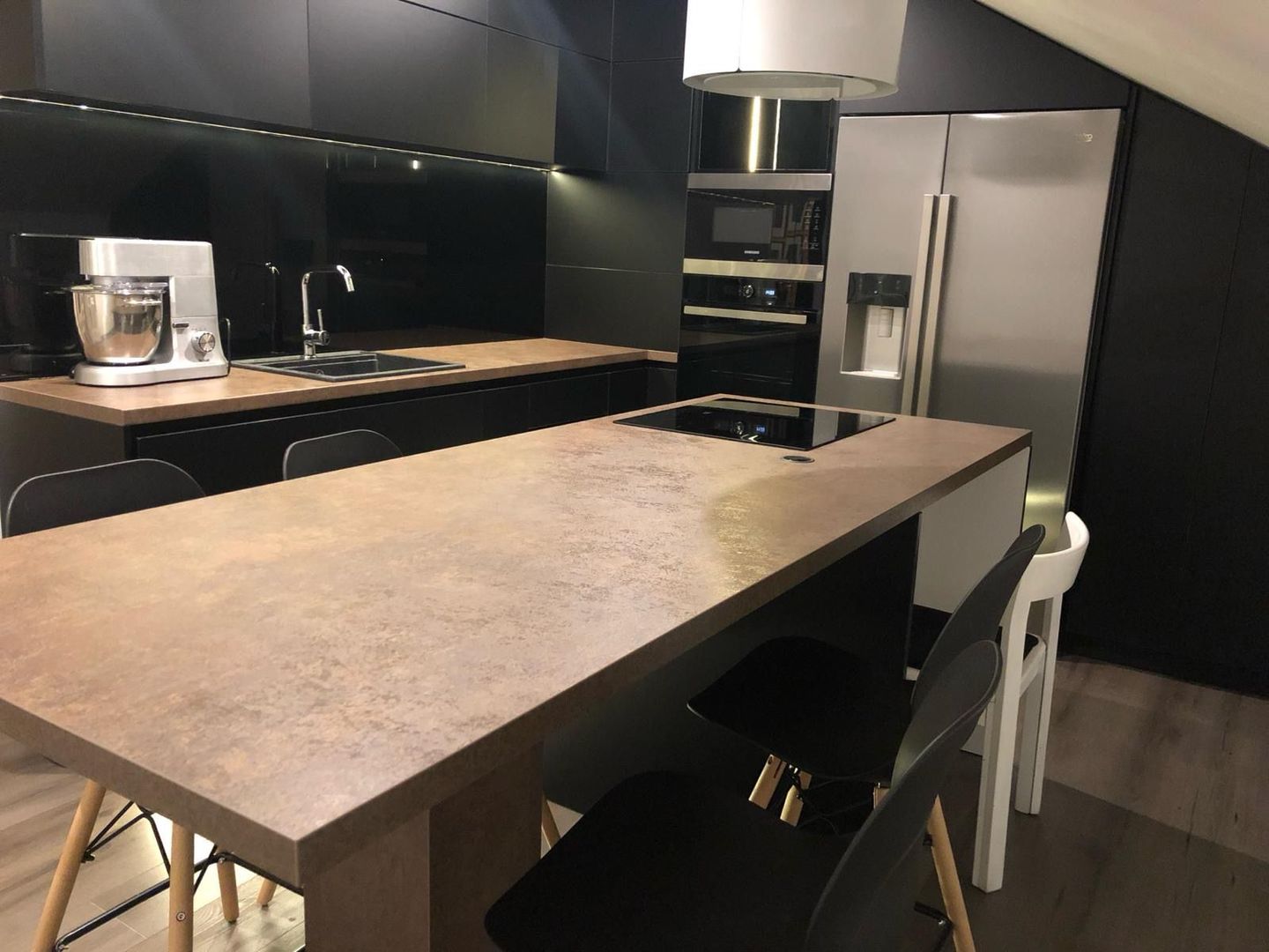 Casa S+P+E+M | 605 mp utili | 10 camere | 3 bucatarii | 4 bai | 3 terase | Garaj - Poză 14