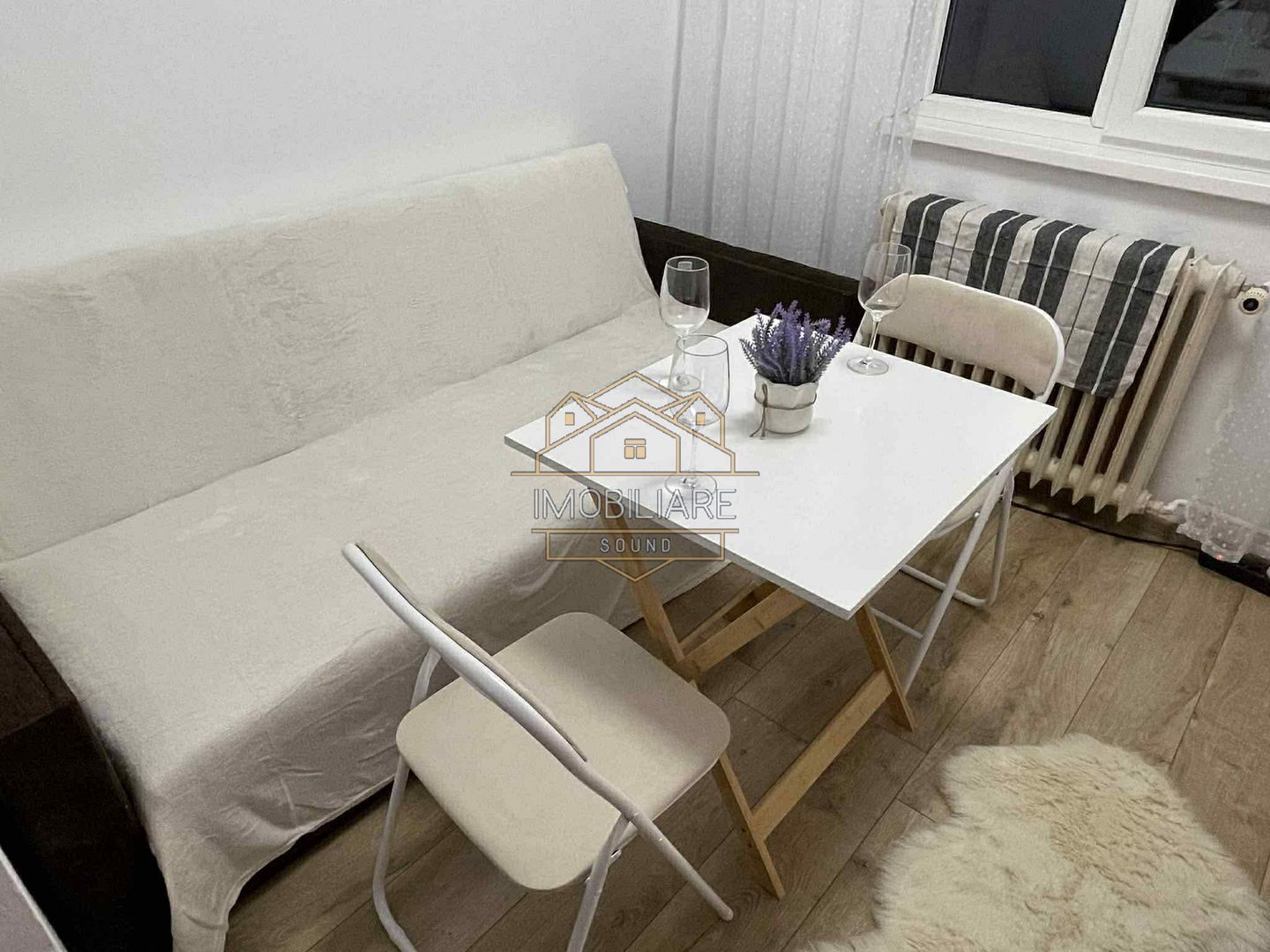 Garsonieră de vânzare - Poză 1