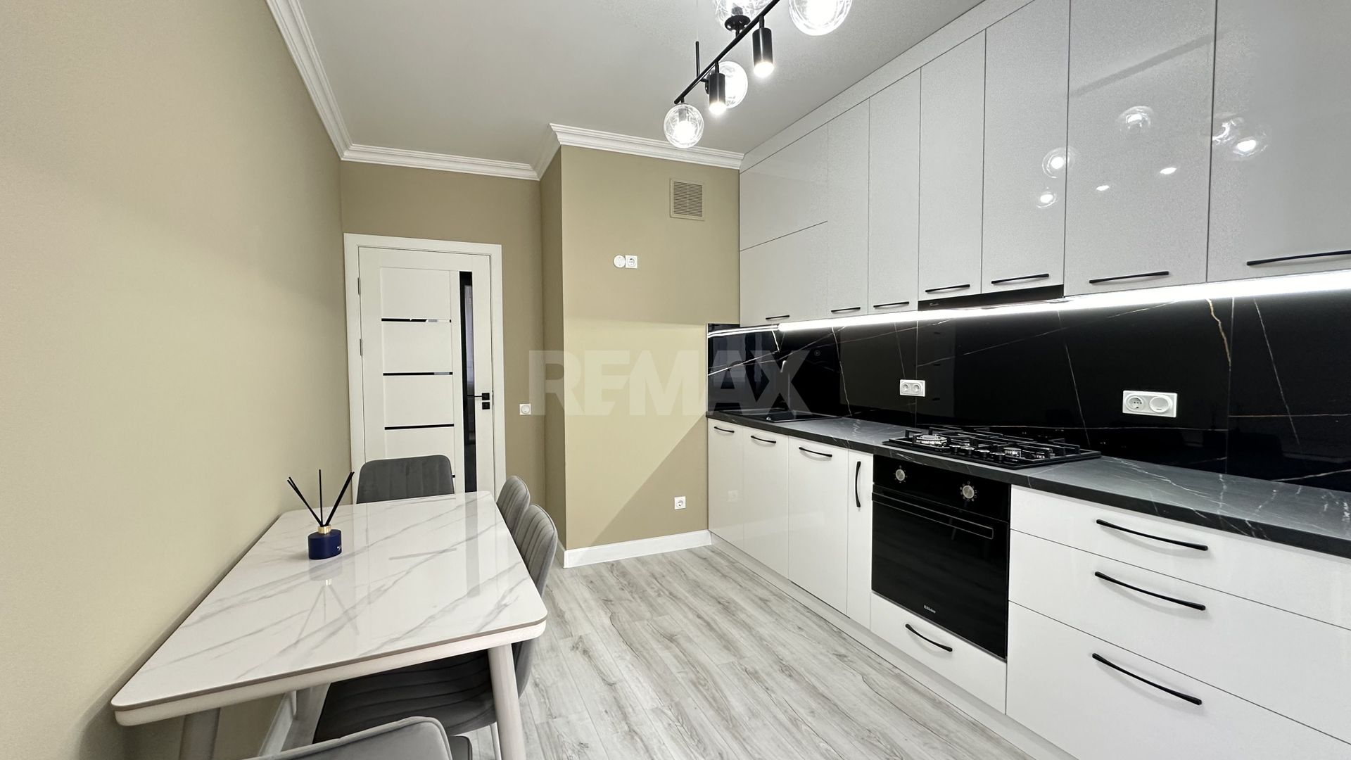 Apartament Xfactor Buzdugan - Poză 4