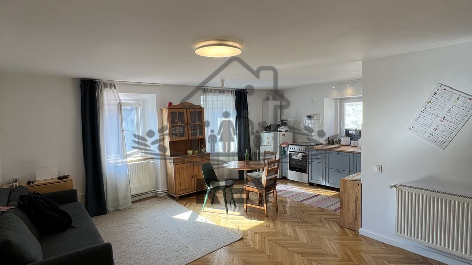 Apartament central – luminos și primitor | 2 dormitoare + living cu bucătărie - Poză 9