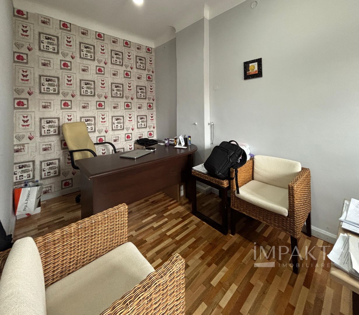 Spatiu de birouri ultra central - Poză 6