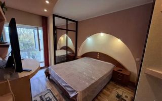 Vanzare apartament cu 3 camere Str. Domneasca, 104 mp, etaj 1. - Poză 3