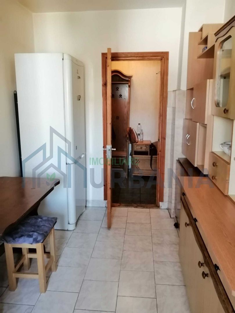 Camera living de inchiriat in apartament 4 camere - Zona Gara/Billa, Iasi - Poză 3