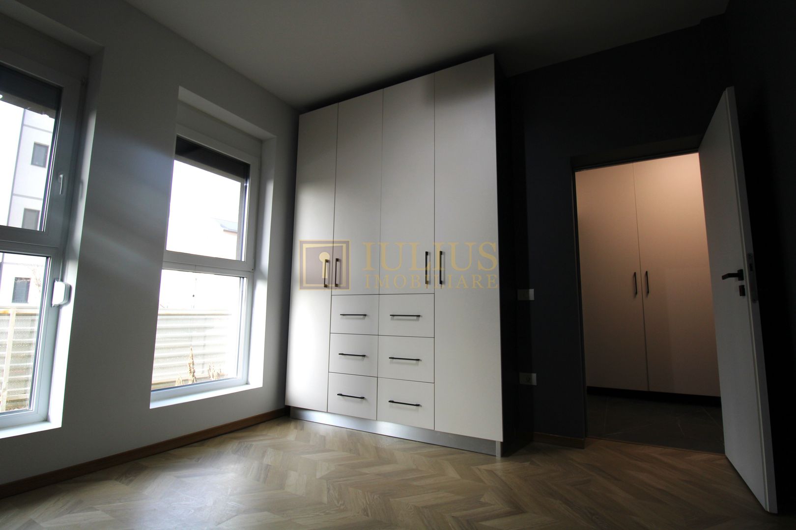 nou Parter 2 camere 1 loc parcare si 30 mp de terasa cu acces din living - Poză 9