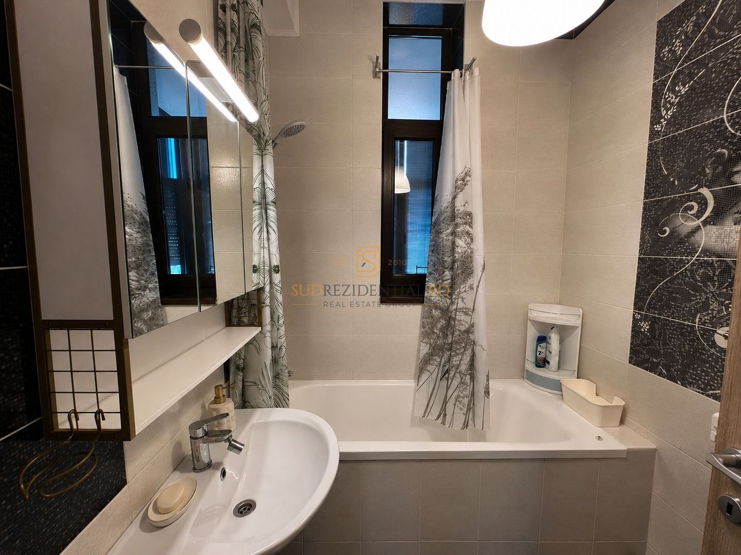 Închiriere vilă P+1, 4 camere, 102 mp utili, pet friendly - Poză 18